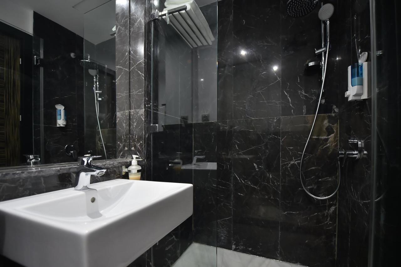 Le Yacht 3* Casa Blanca